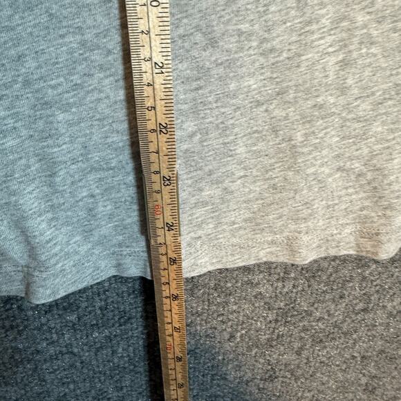 Vineyard Vines Shirt Womens XS‎ Gray American USA Whale Crewneck Tshirt Long Slv - Picture 5 of 9